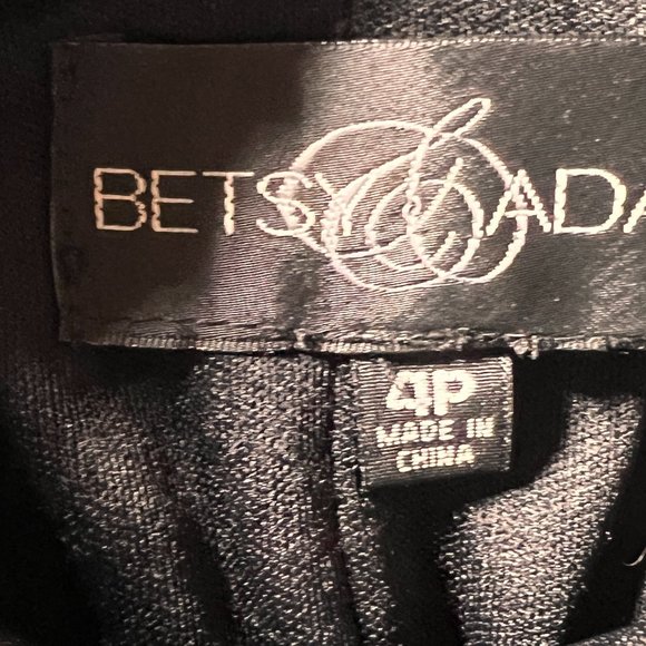 📌Betsy & Adam Look at the backside.....Great looking Prom - Ball - Formal Dress - Picture 15 of 16